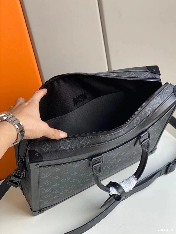 WIS LOUIS TRUNK SOFT VUITTON 1013